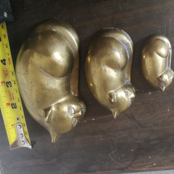 Trio of bronze lucky cat - Picture 2 of 2